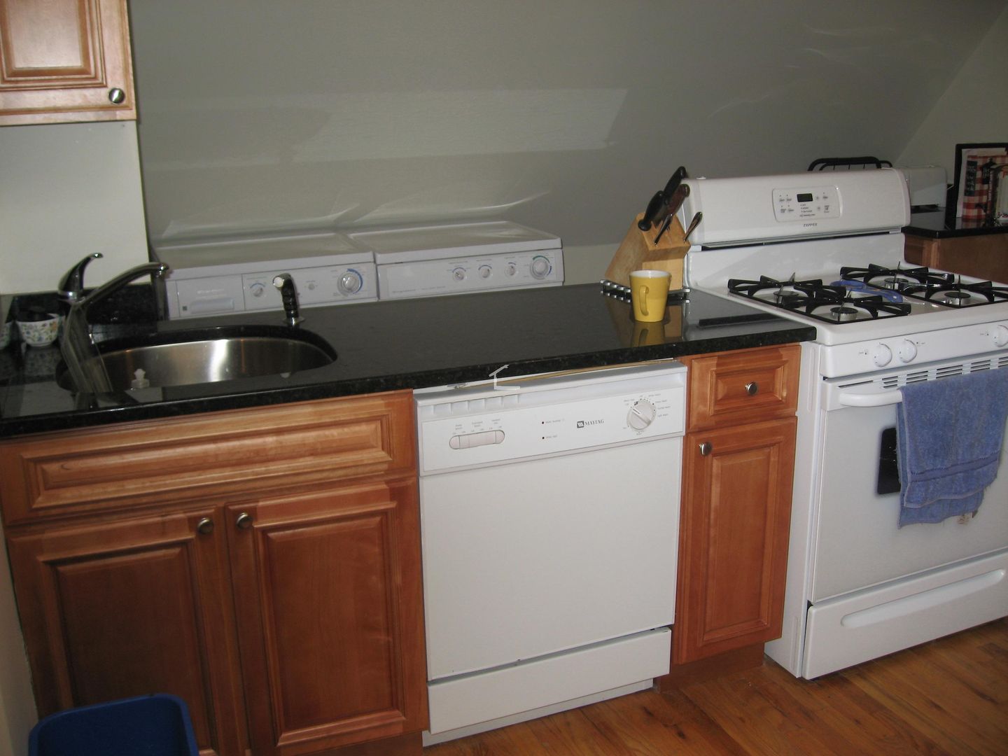 Boston House: 68 Boylston St