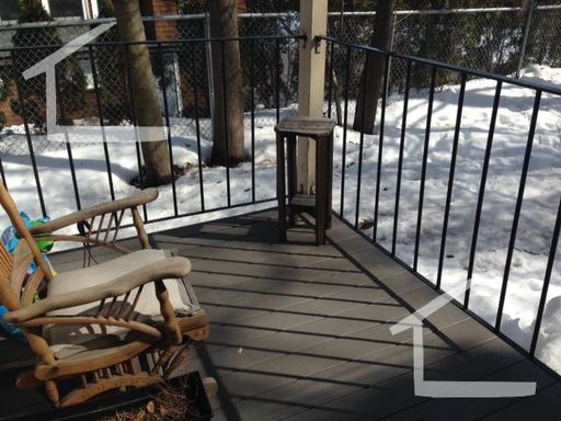 Beautiful studio with dishwasher and porch