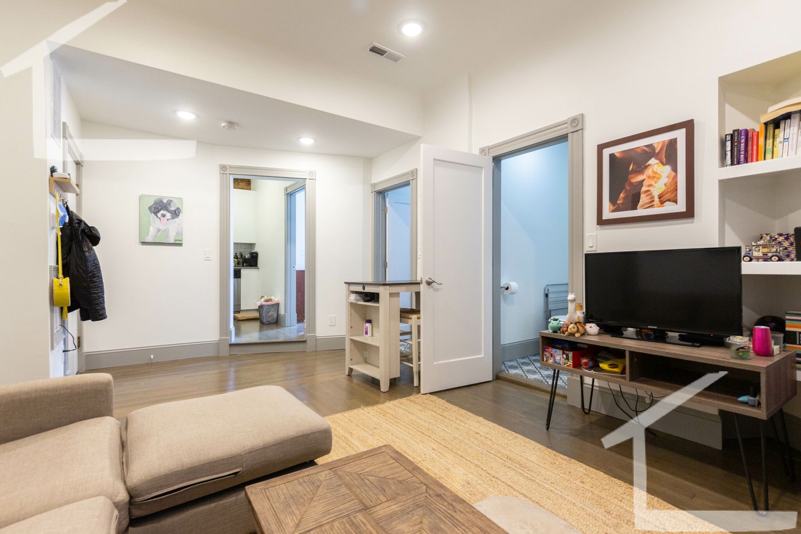 Boston Condo: 11 Belvidere