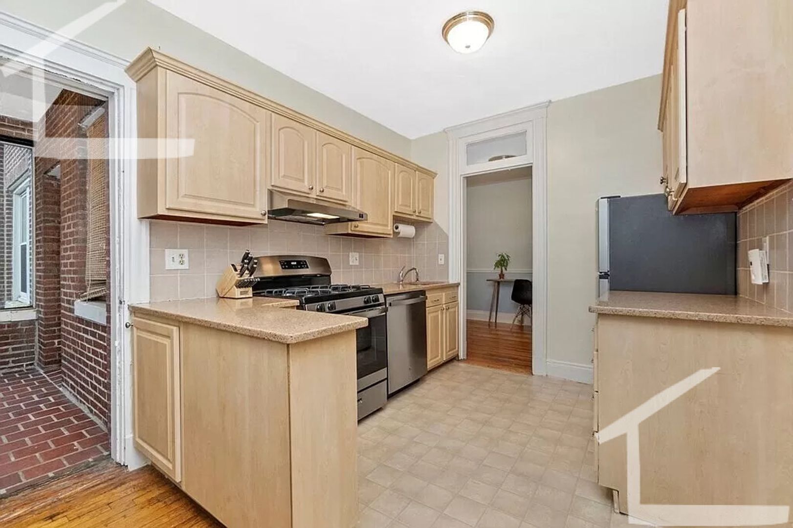 Boston Condo: 5 Vinal St