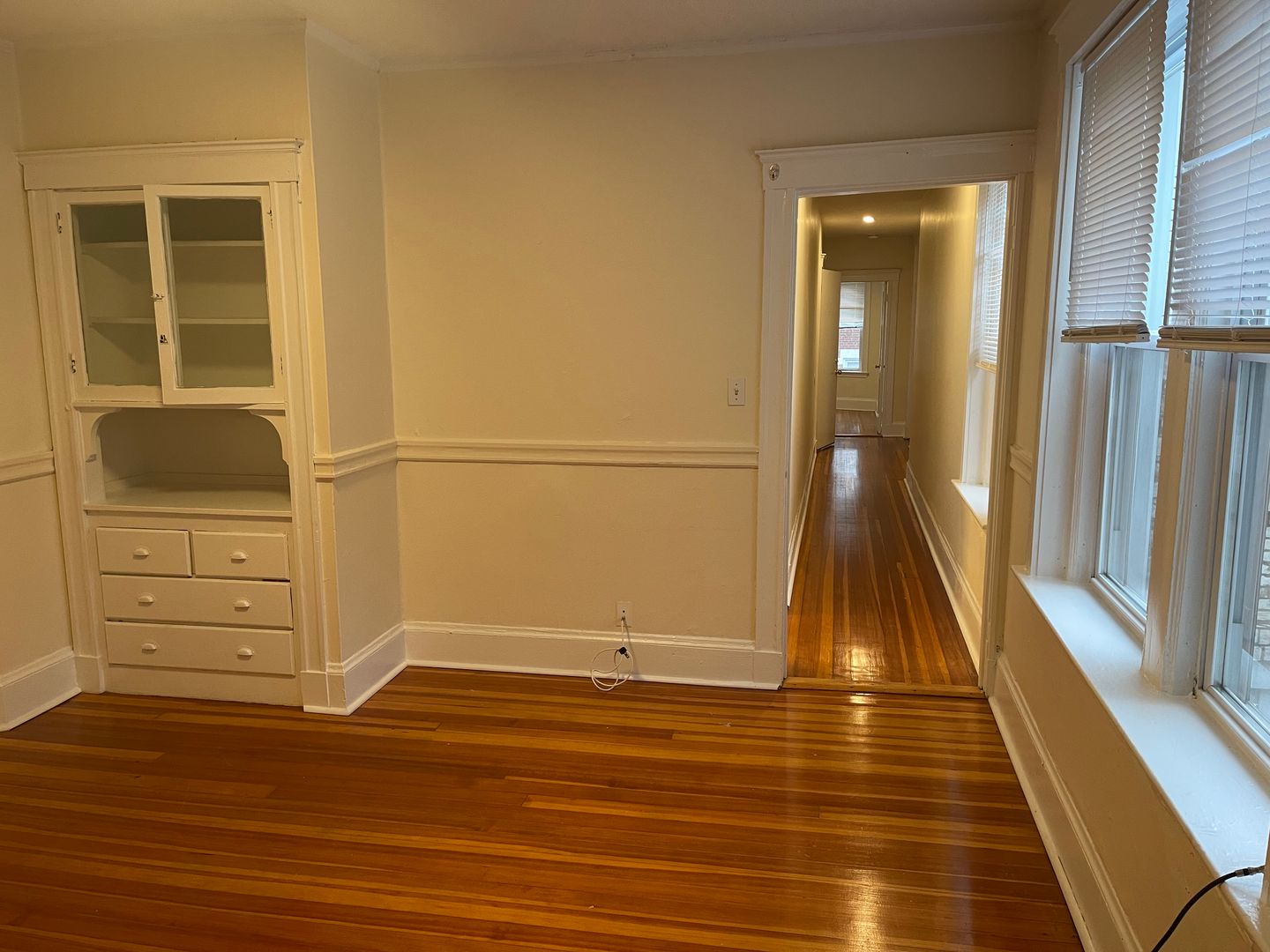 Brookline Condo: 6 Barrows st