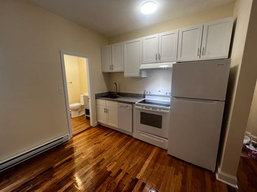 Mission Hill 2 Bed – Hot Water Included – Cat Friendly – No Fee