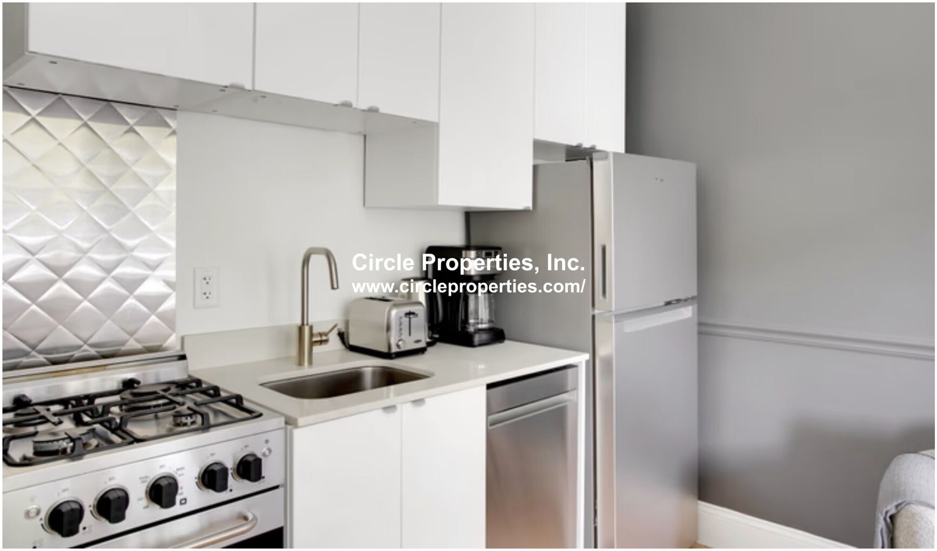 Boston House: 1611 Tremont St