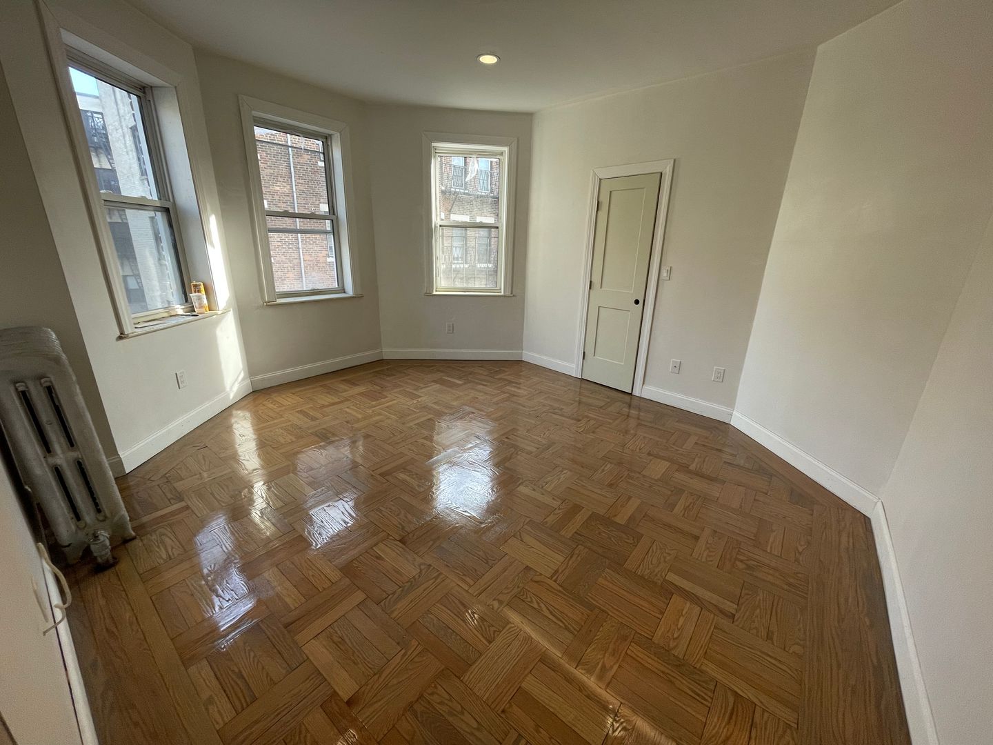 Boston Condo: 18 Queensberry St