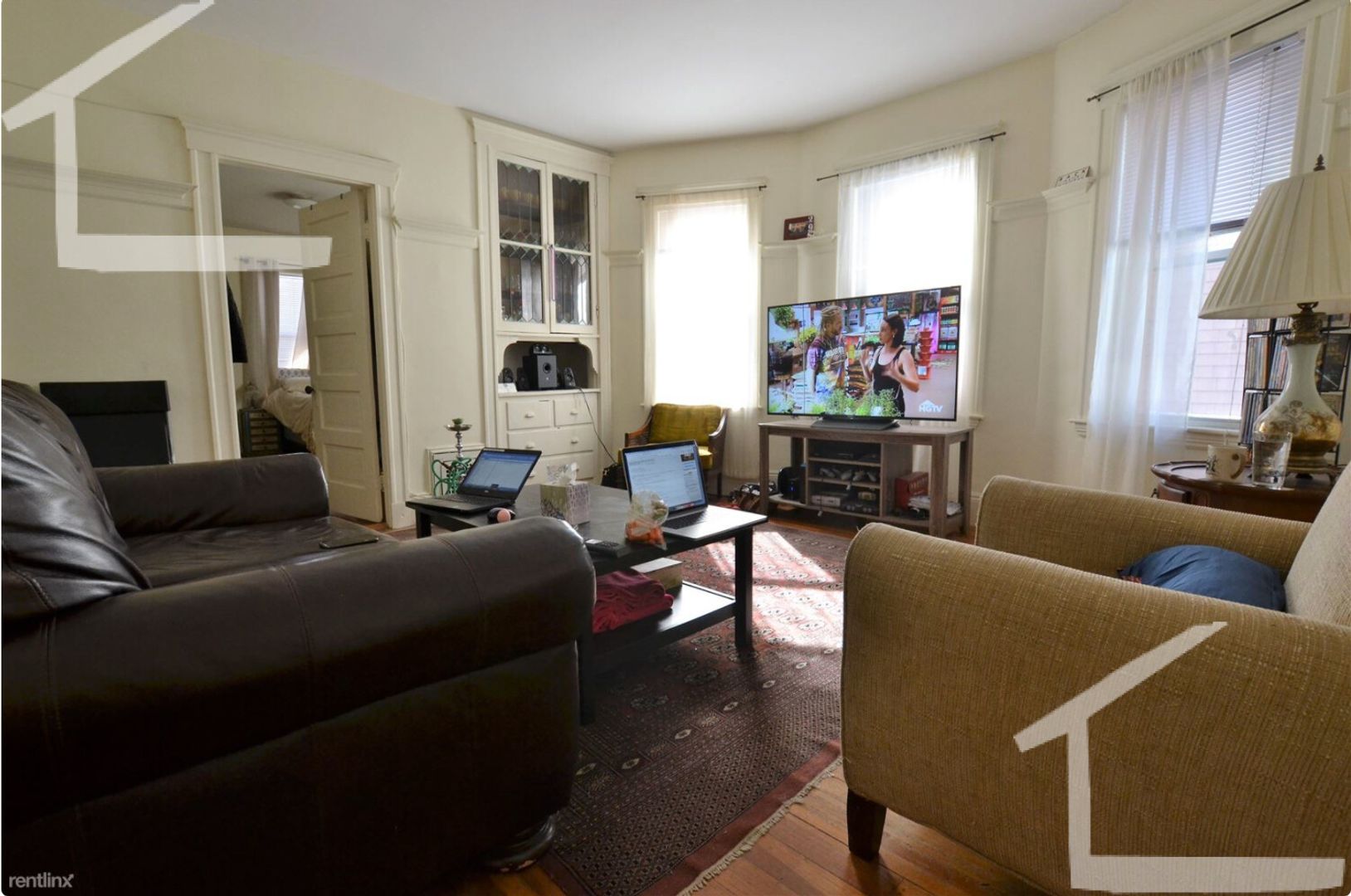 Boston Condo: 44 Easton St
