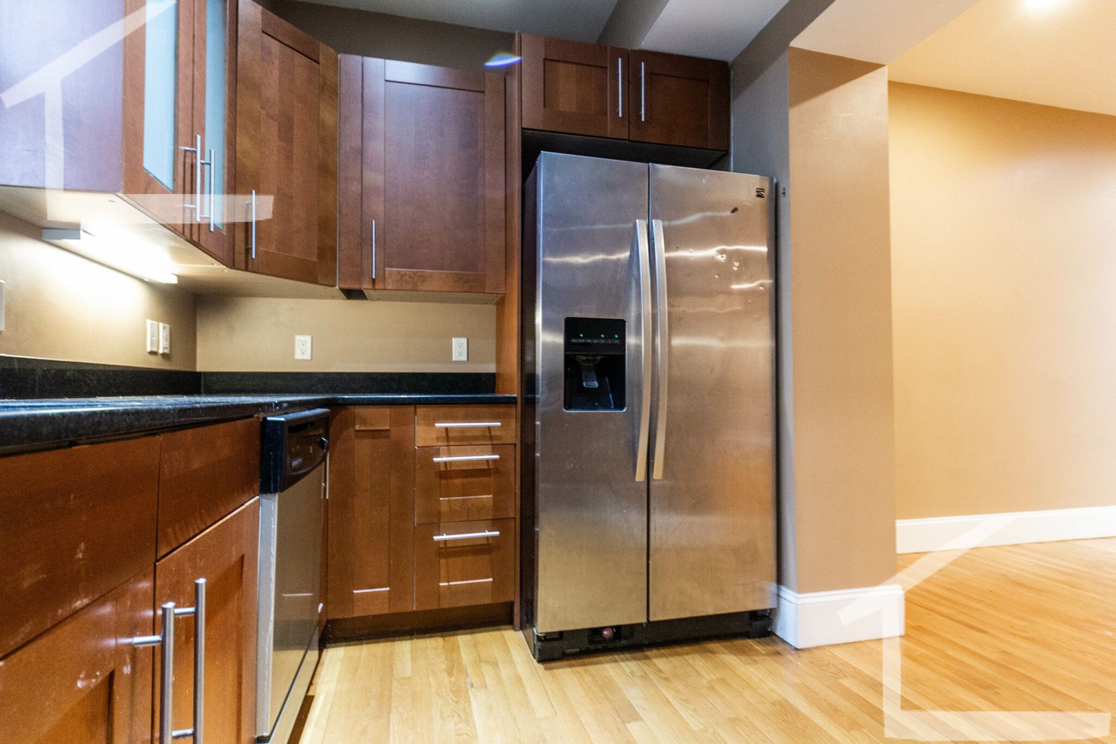 Brookline House: 1592 Beacon St