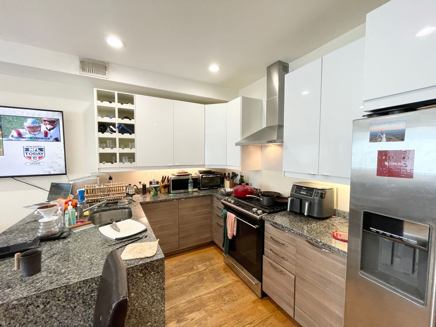 South Boston Townhome: 275 Dorchester St