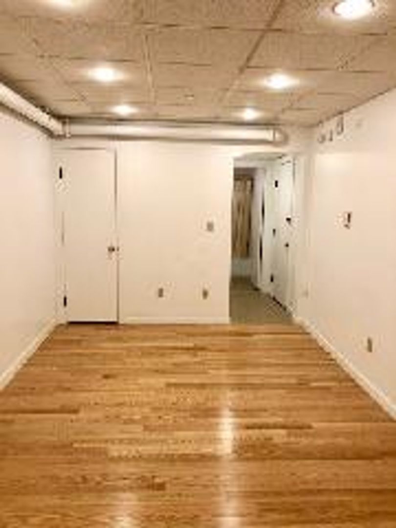 Boston Condo: 405 Beacon St