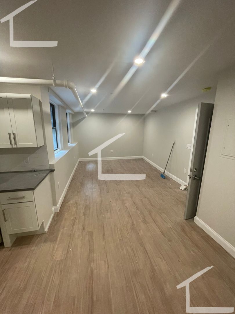 Boston Condo: 2 Ayr Road