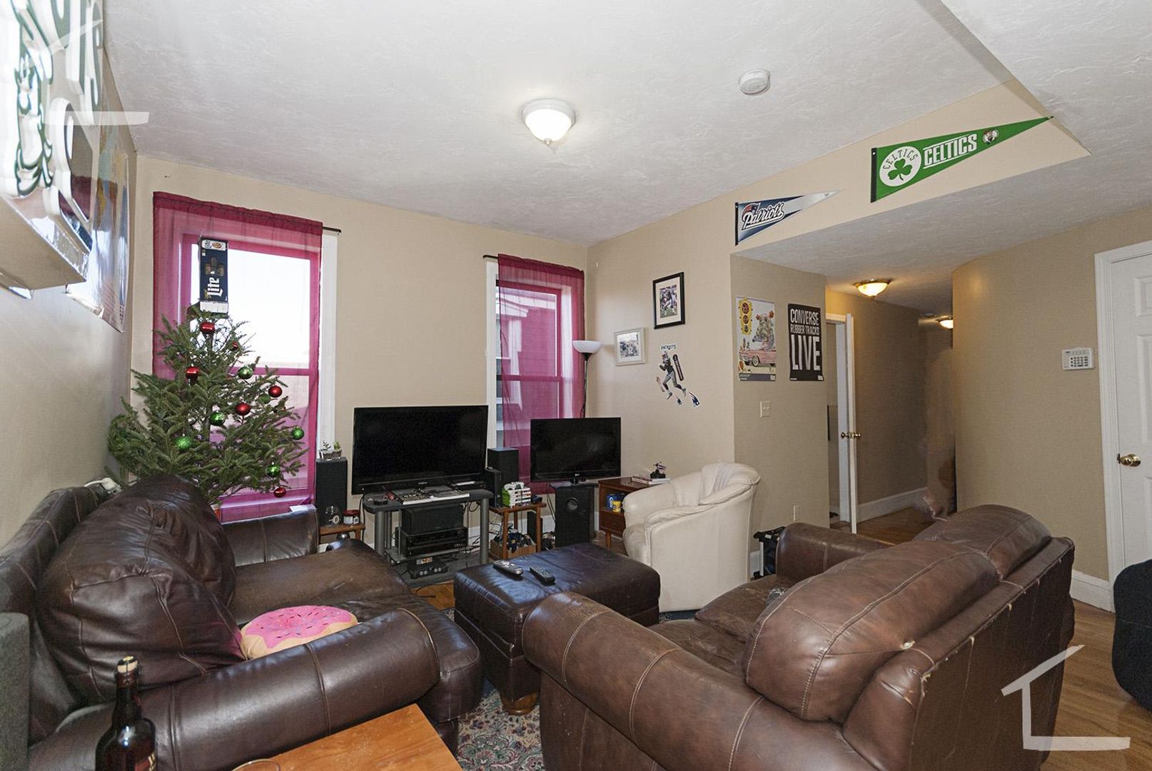 Boston Condo: 5 Highgate St