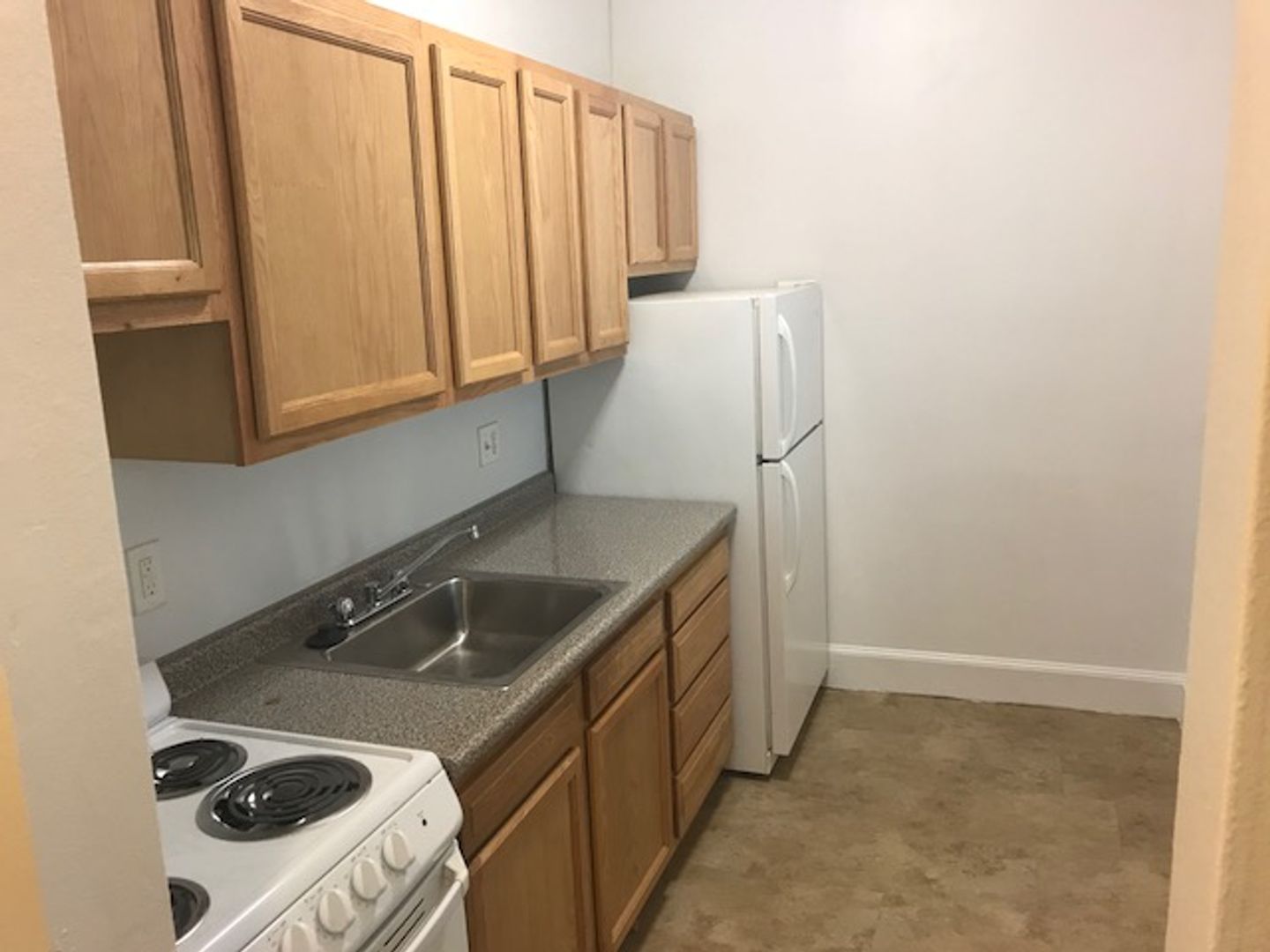 Boston House: 33 Lancaster Terr
