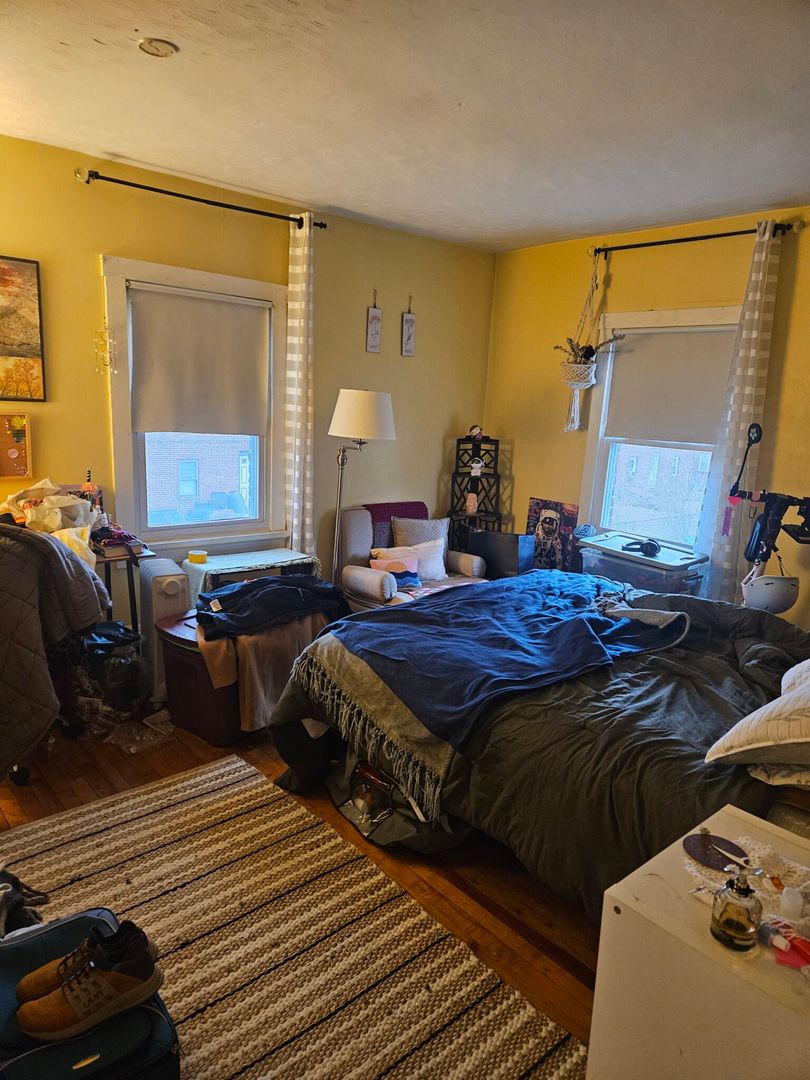 Boston Condo: 12 Brock St.,