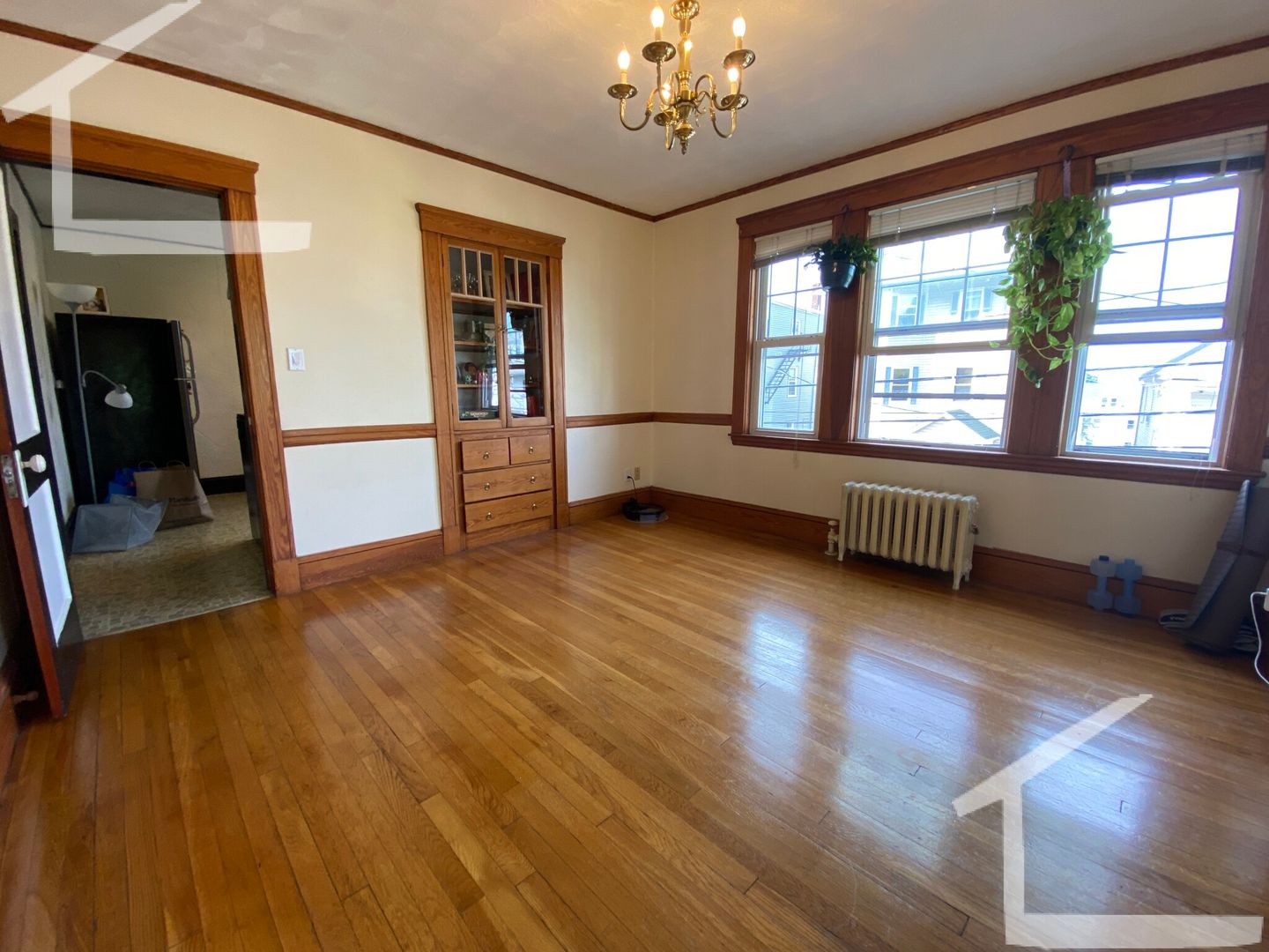 Boston House: 2 Lyne Rd