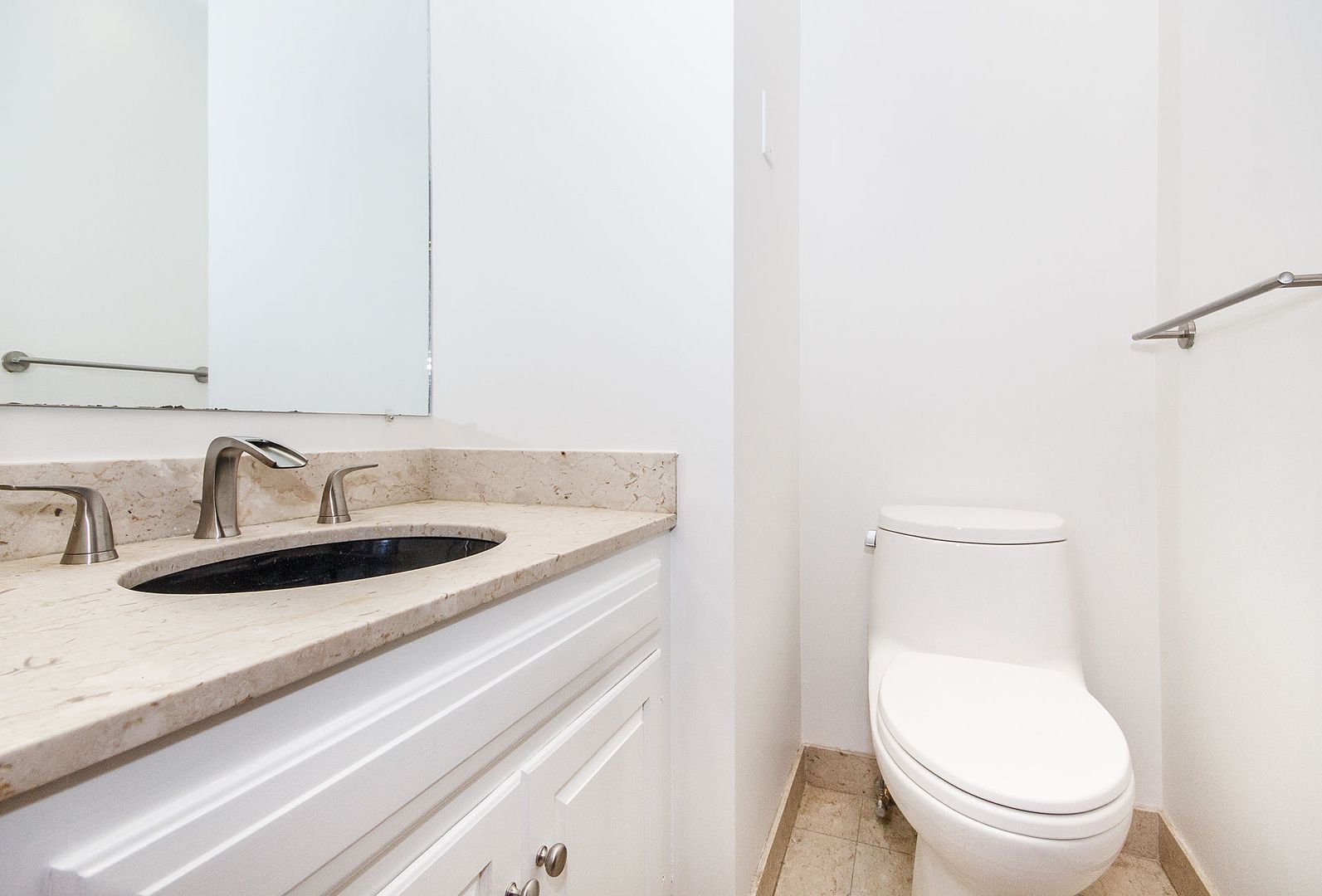 Brookline Condo: 31 Harris st