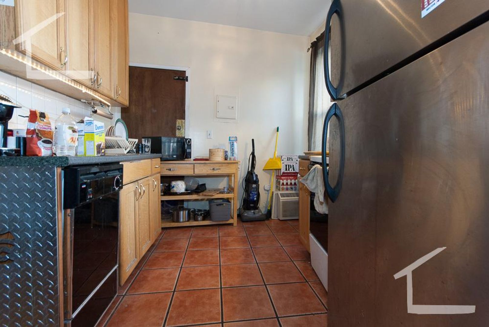 Boston Condo: 92 Linden St