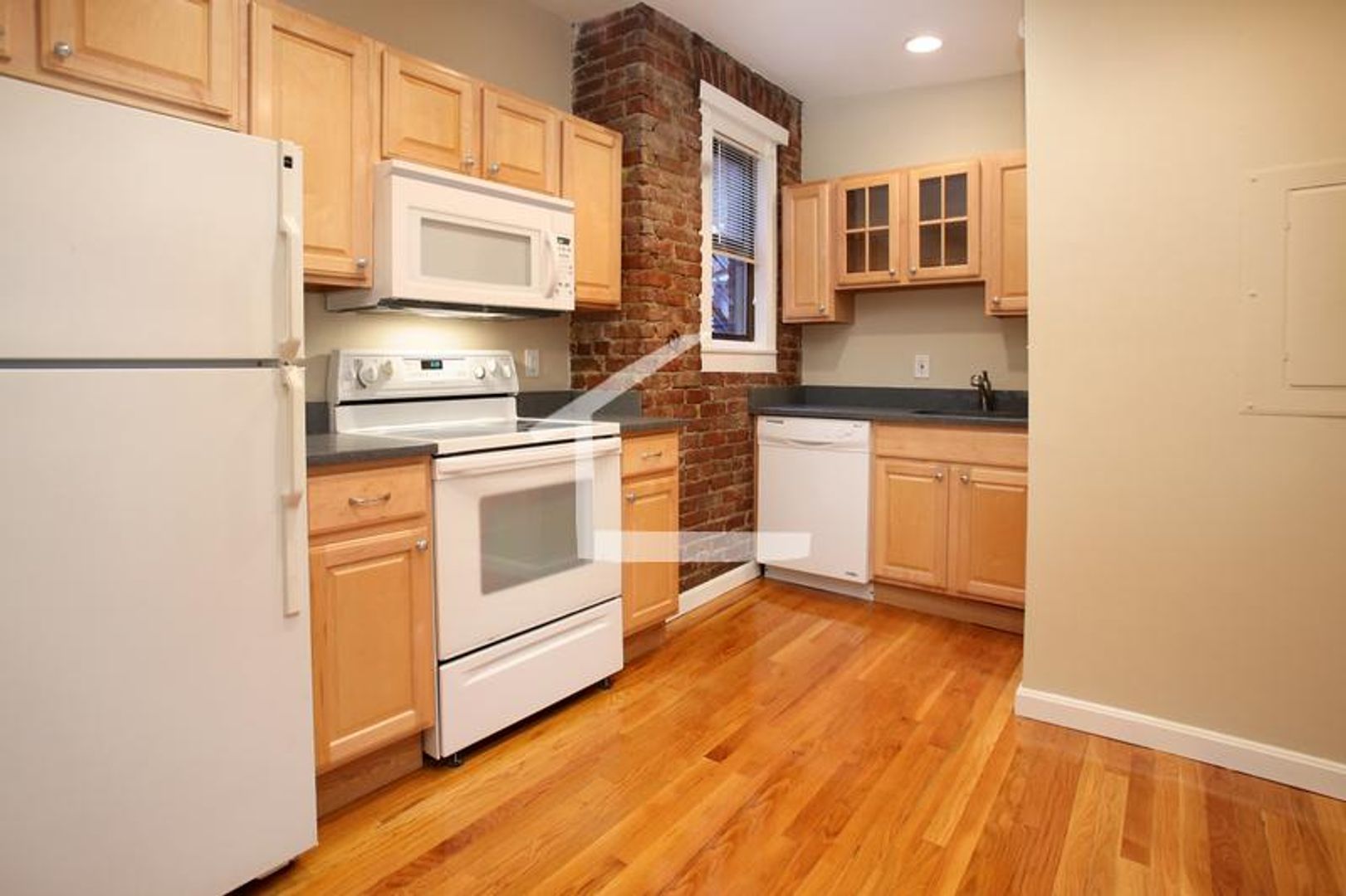 Boston Condo: 65 Burbank St