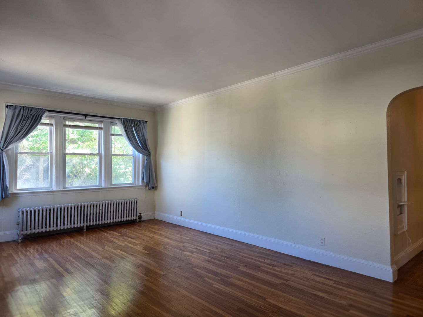Boston Condo: 2039 Commonwealth Ave
