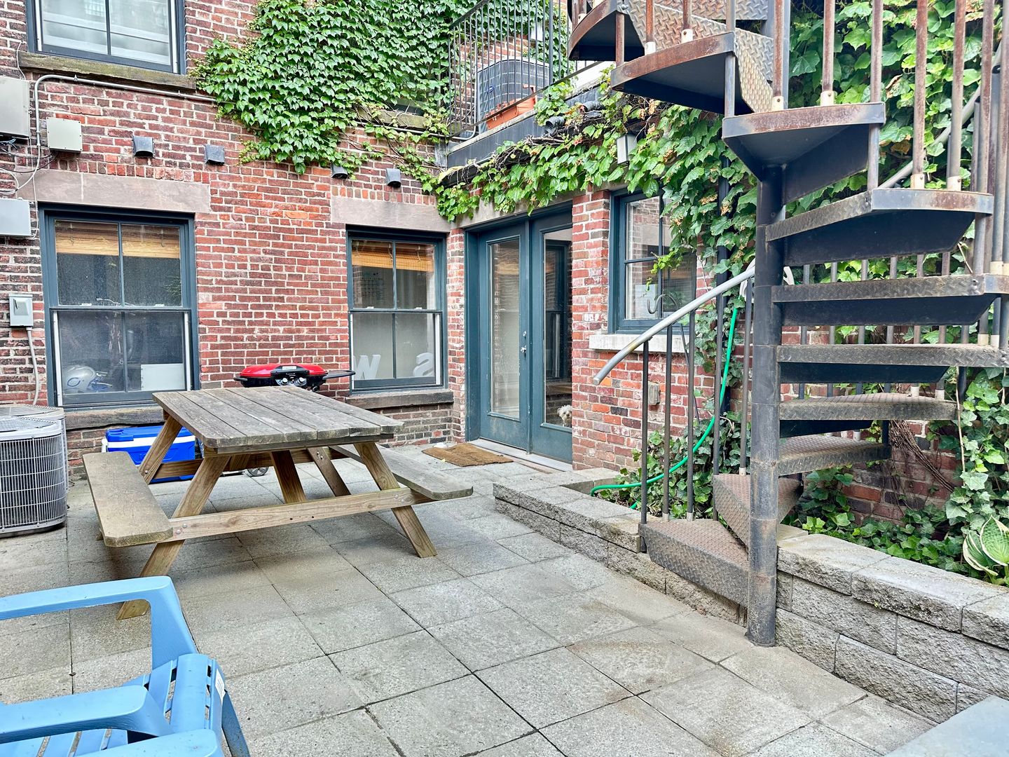 Boston Condo: 658 Massachusetts Ave