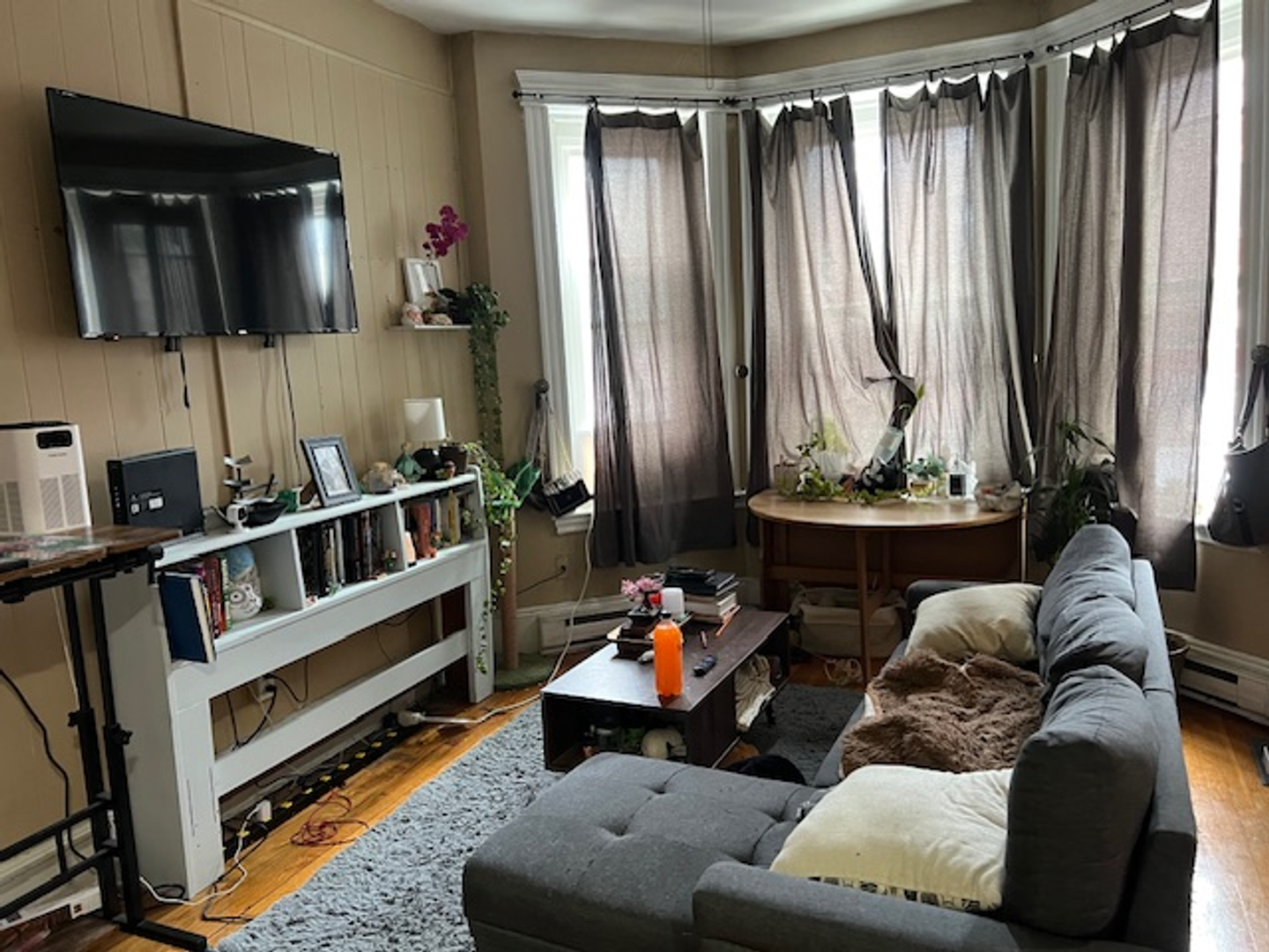 Boston Condo: 885 Huntington Ave