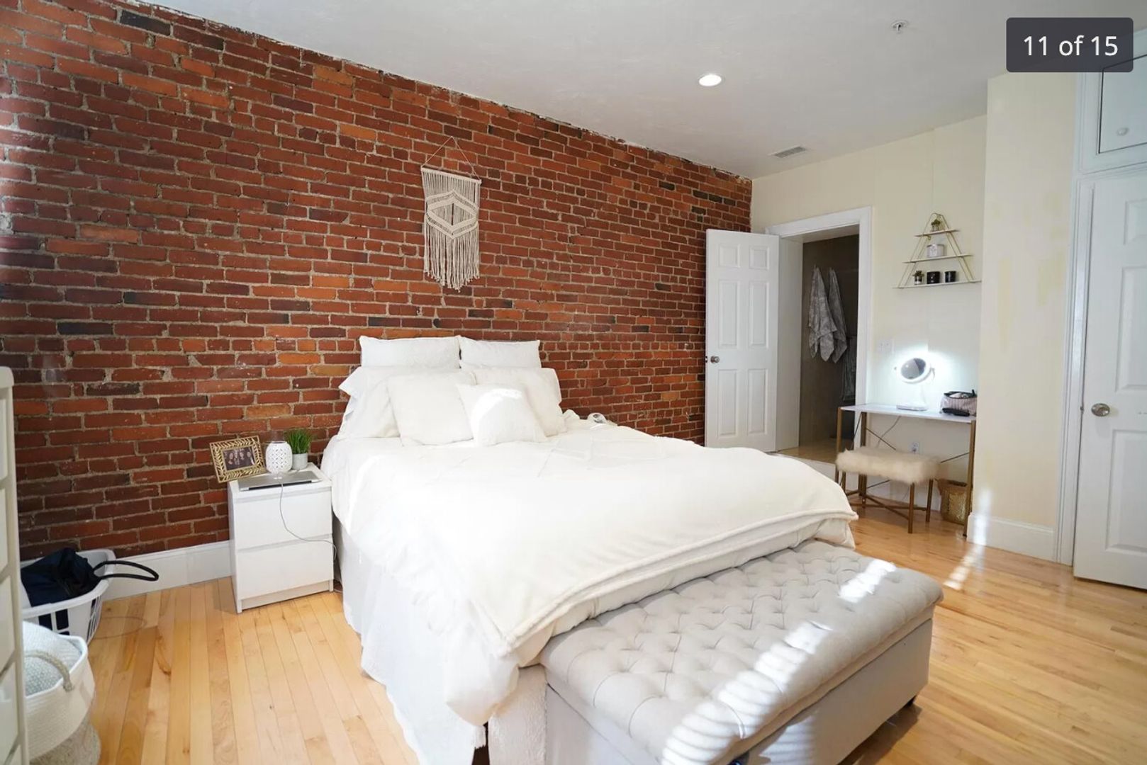 Brookline Condo: 1203 Beacon St.