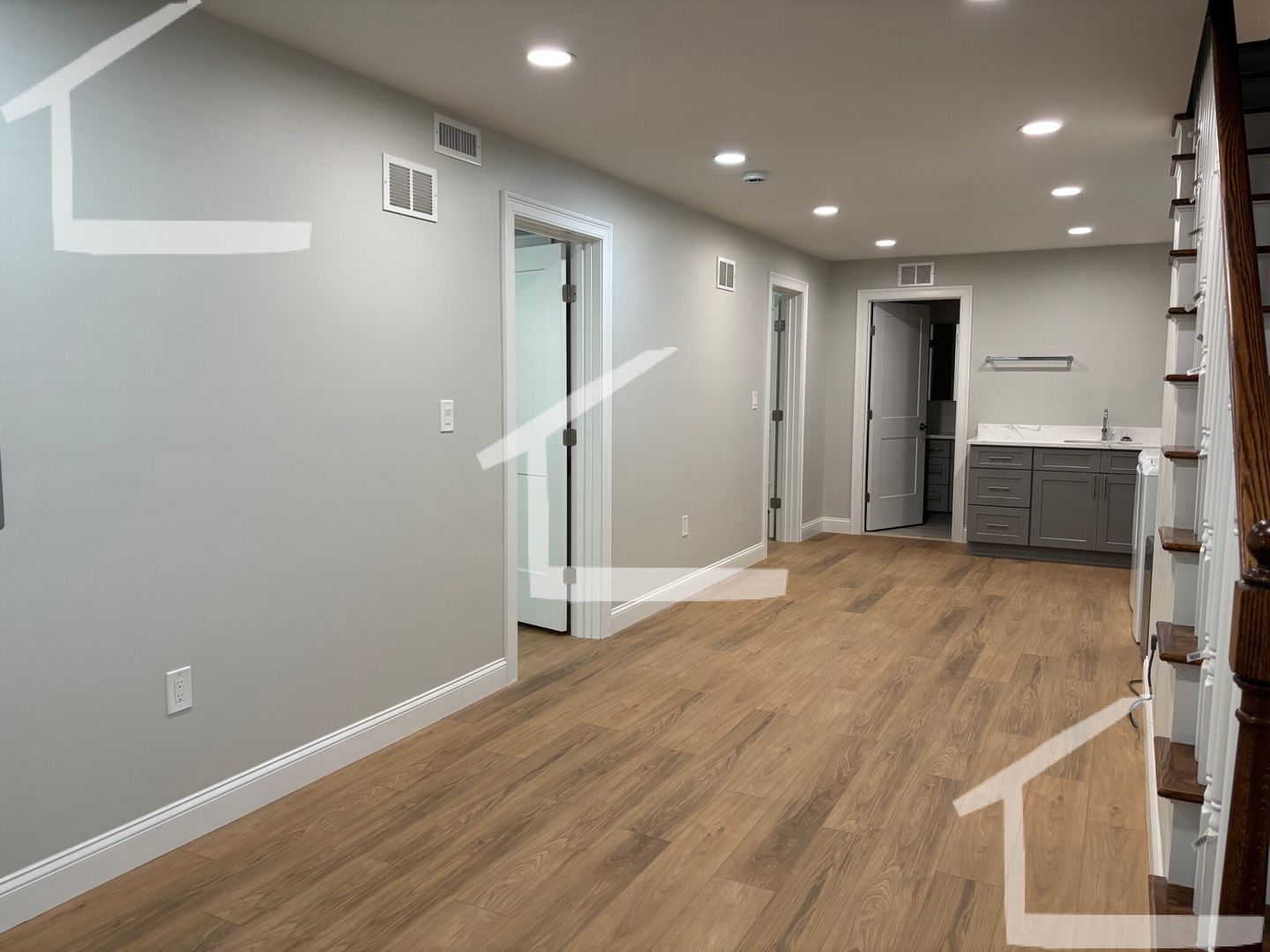 Boston Condo: 184 Calumet St.,