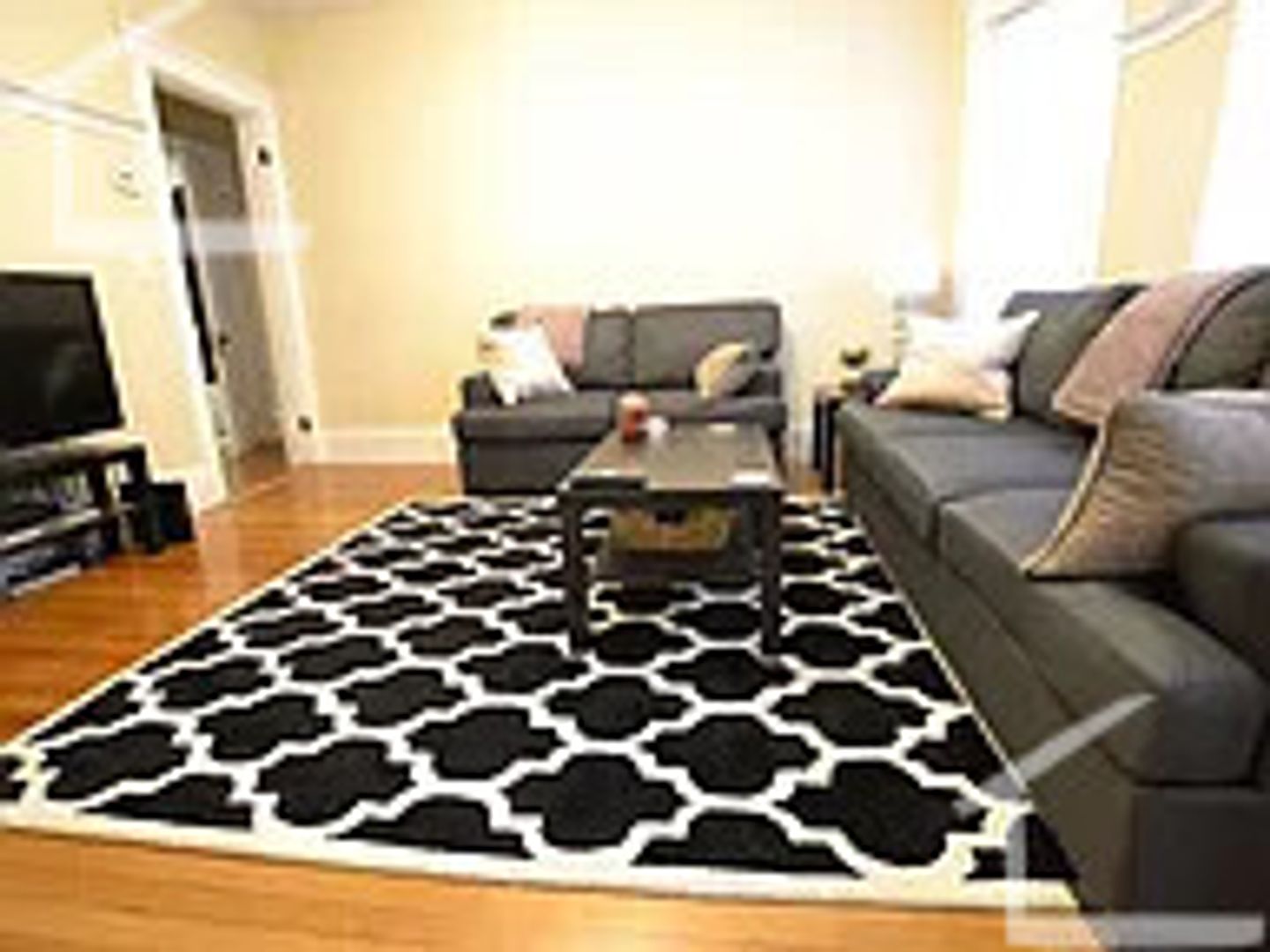 Boston Condo: 21 Matchett St