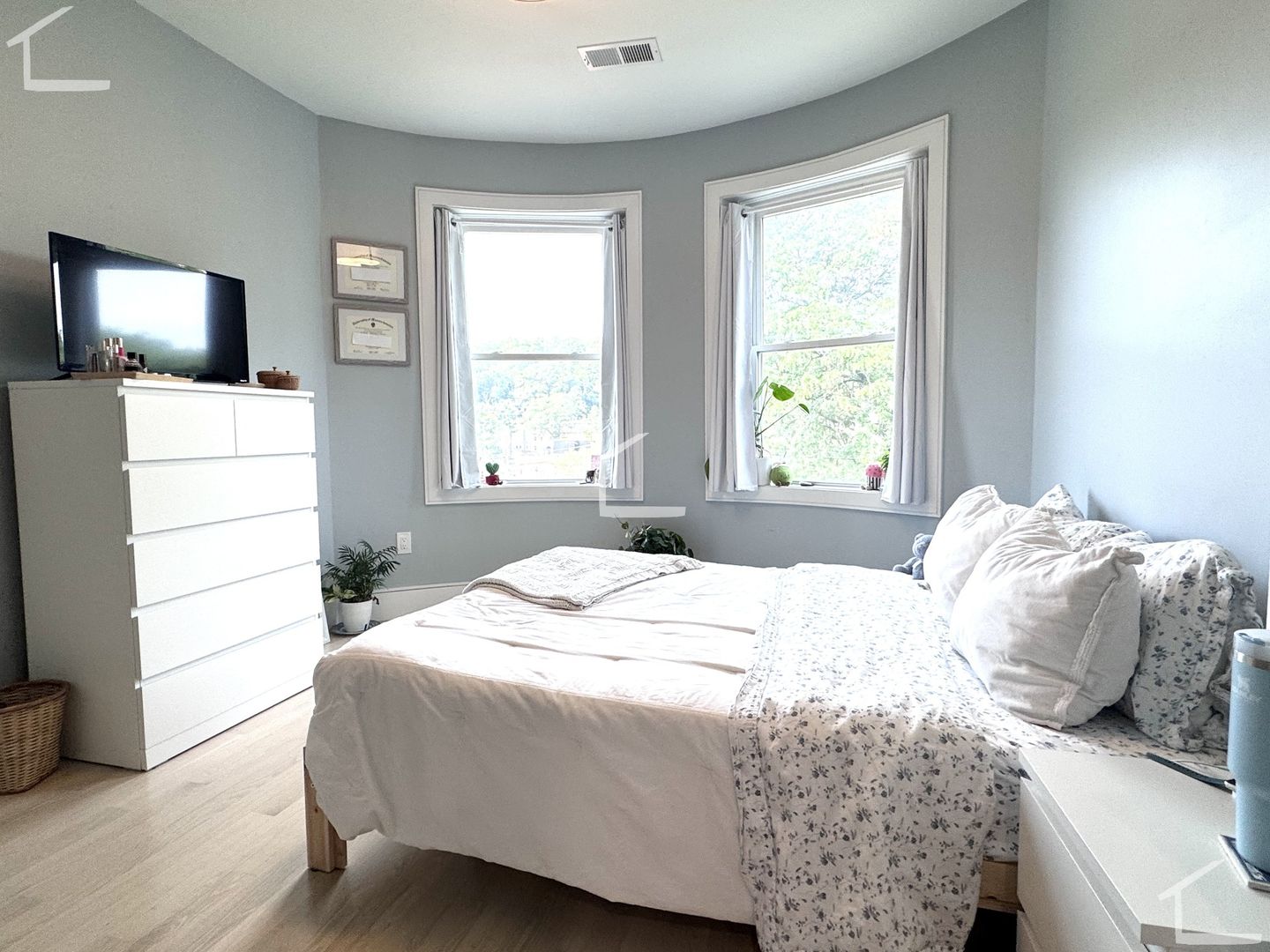 Boston Condo: 9 University Rd #2