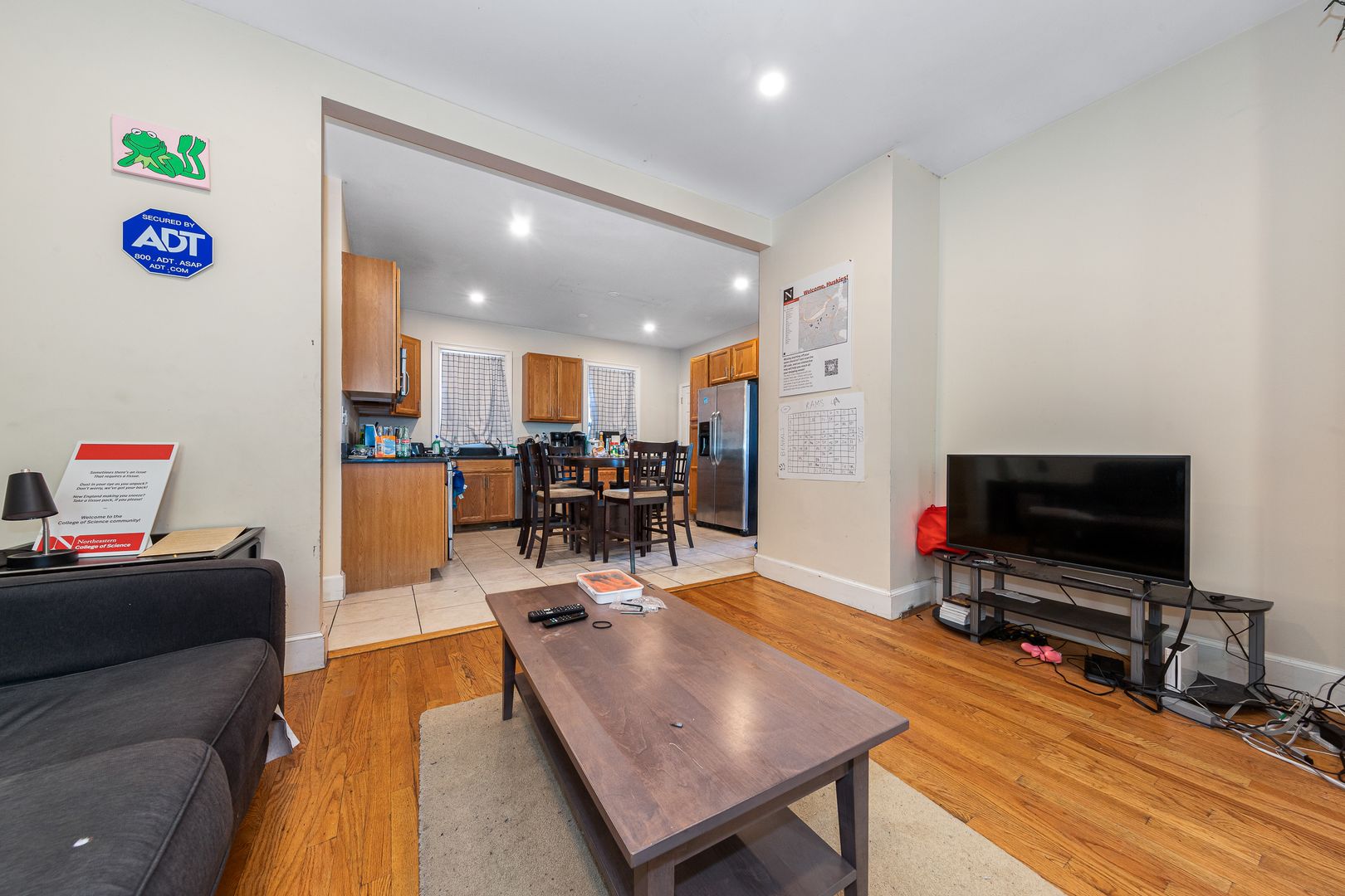 Boston Condo: 216 Calumet St