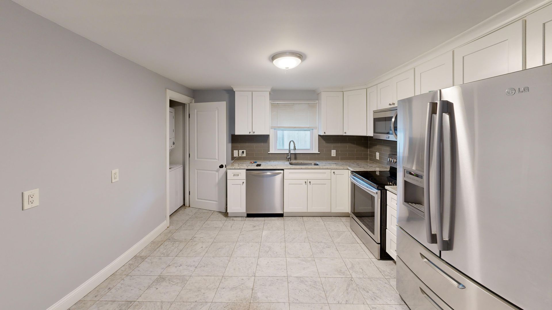 Boston Condo: 9 Hardwick Ter