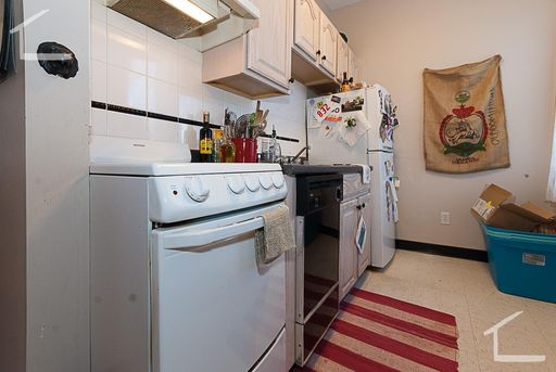 Gorgeous one bed, dishwasher, and porch