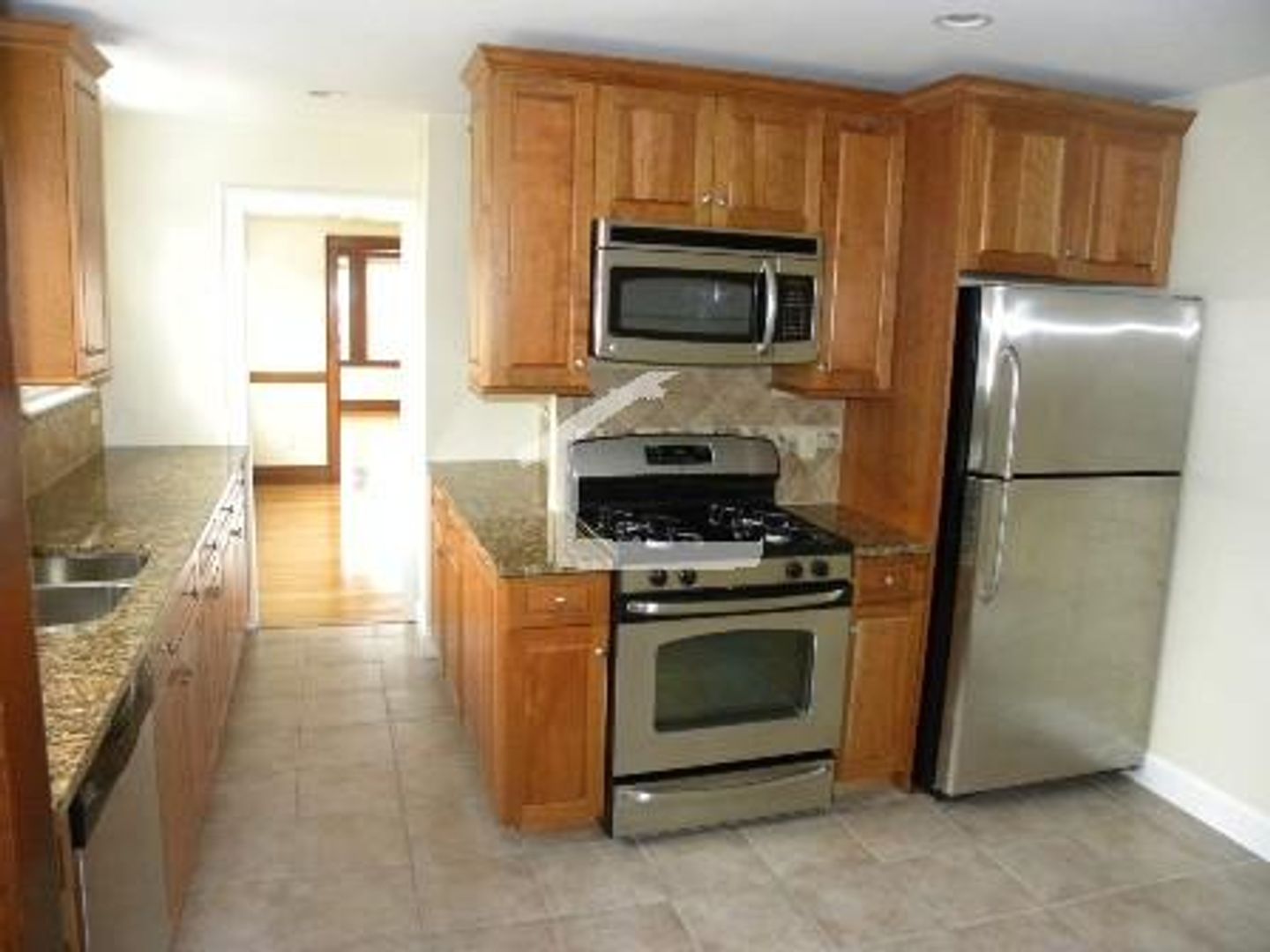 Brighton Townhome: 41 Blenford Road