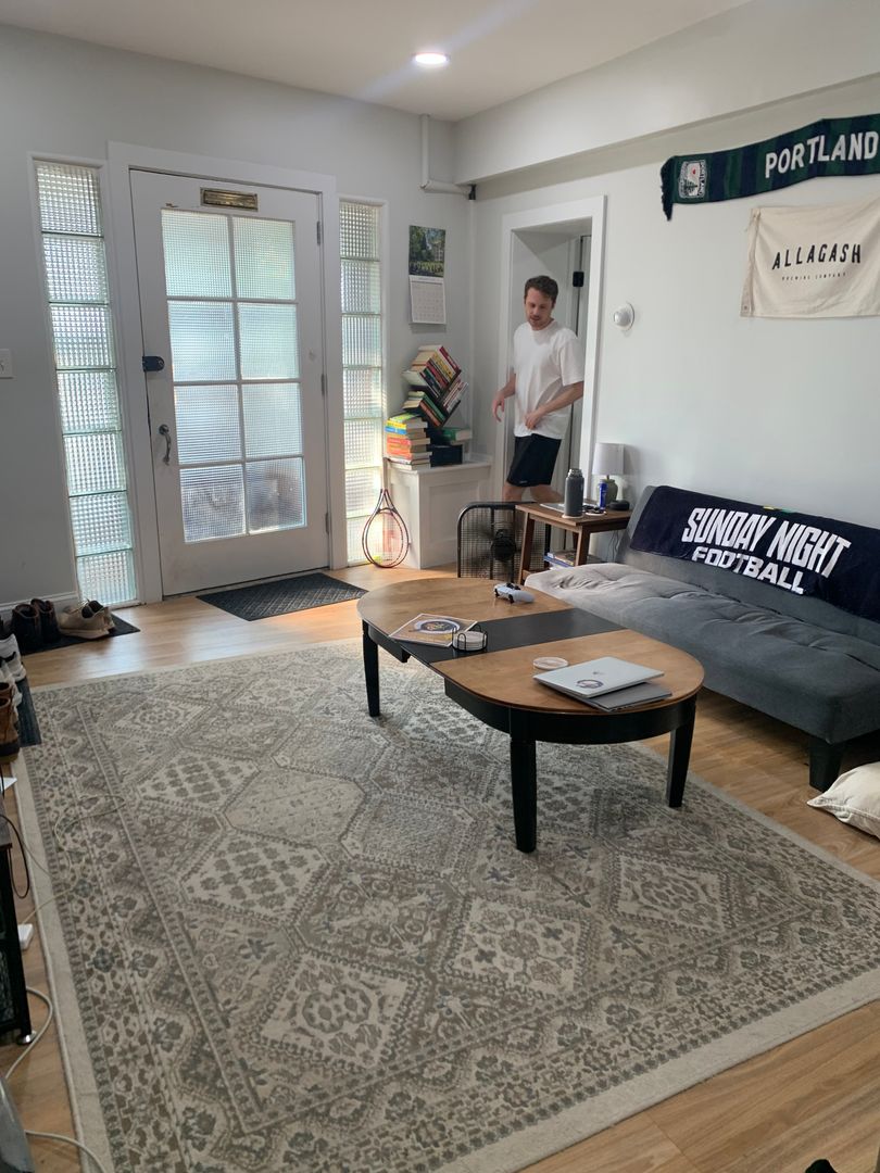 Boston Condo: 1458 Commonwealth Ave