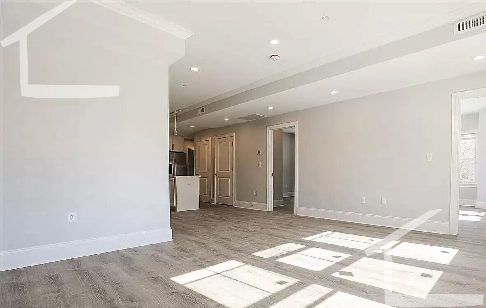 Boston Condo: 124 Kenrick Street