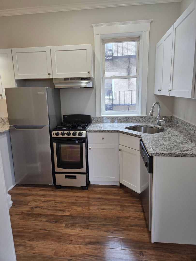 Allston Condo: 1185 Commonwealth Ave