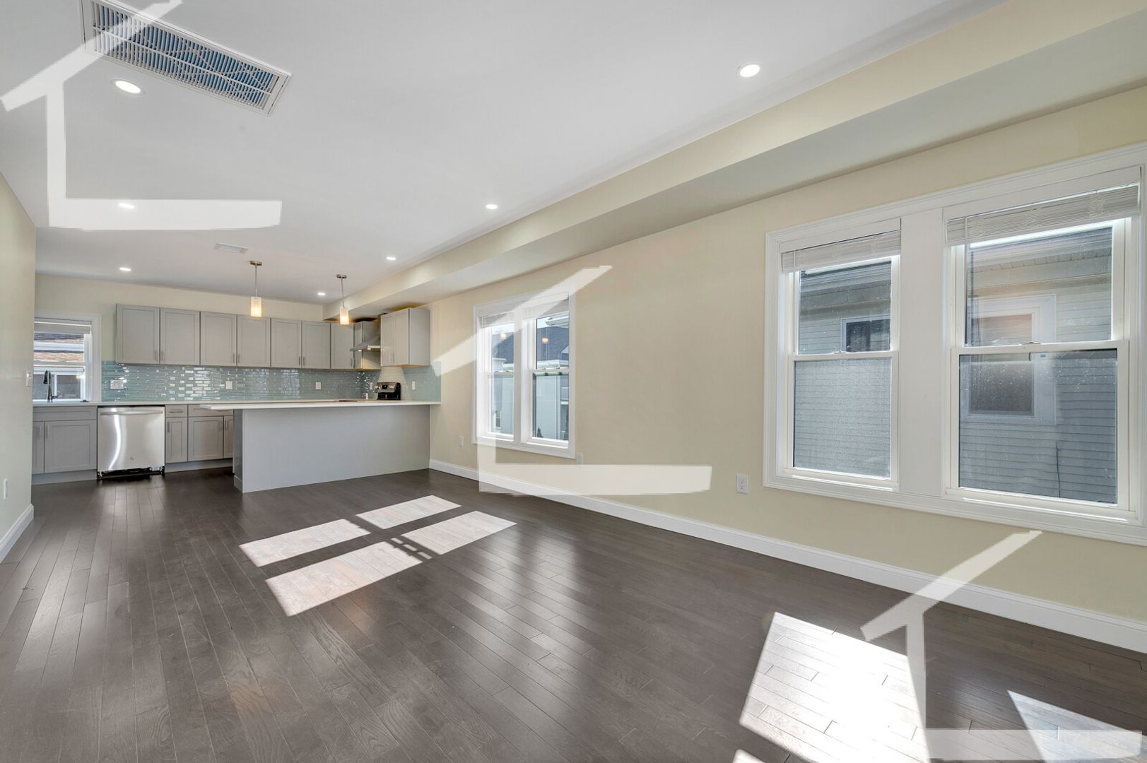 Medford Condo: 53 Wright Ave