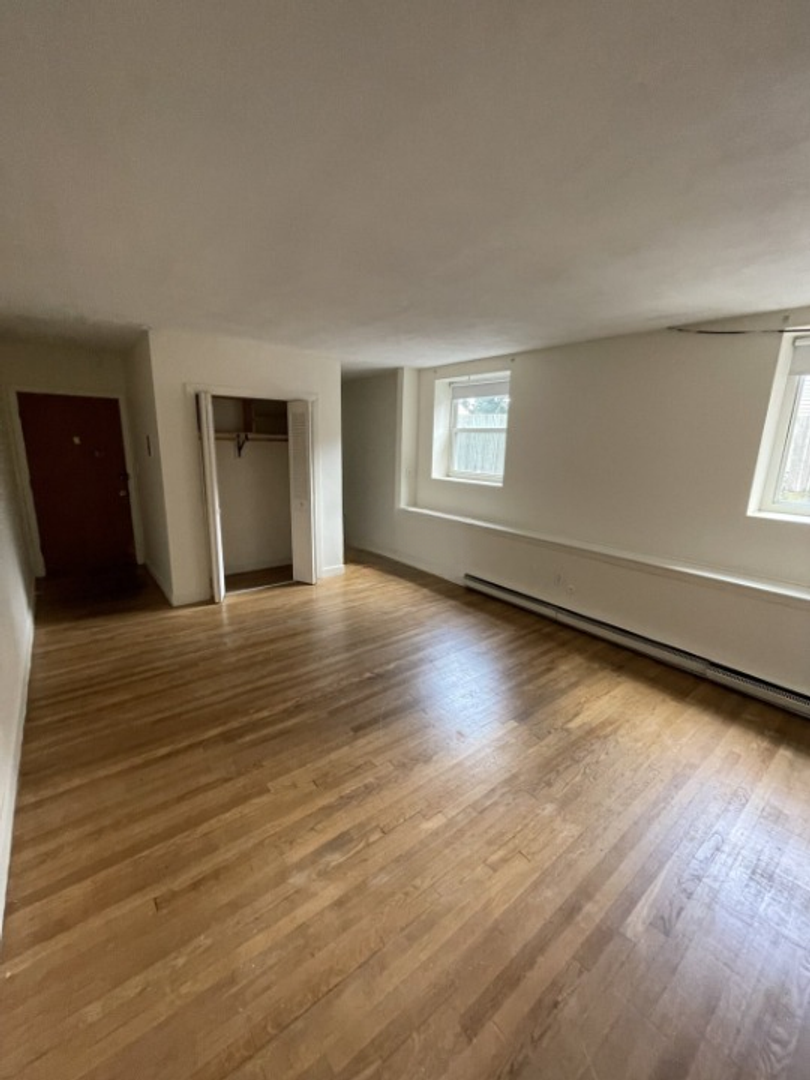 Boston Condo: 10 Armington St
