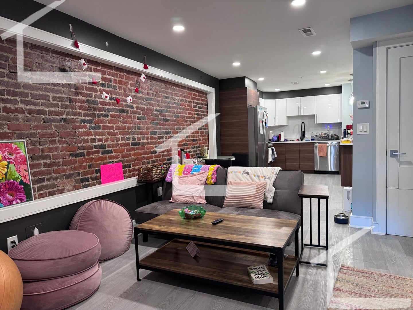 Brookline Condo: 15 University Rd.,