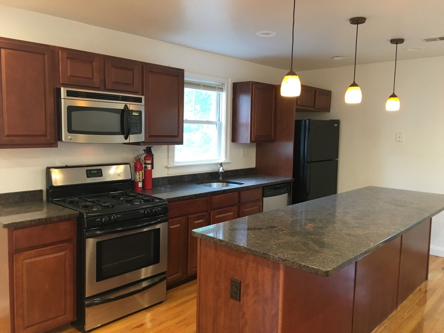 Boston Townhome: 11 Iroquois St