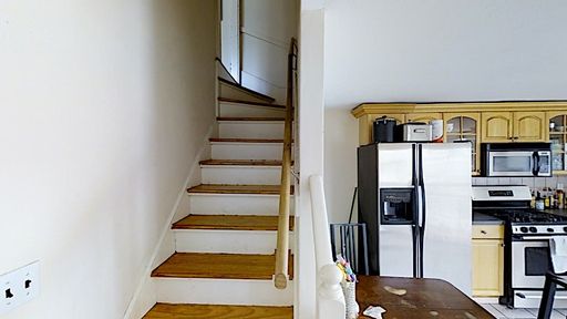 Somerville- 2.5 BR Apartment - 9/1/26 - NO FEE – photo 1