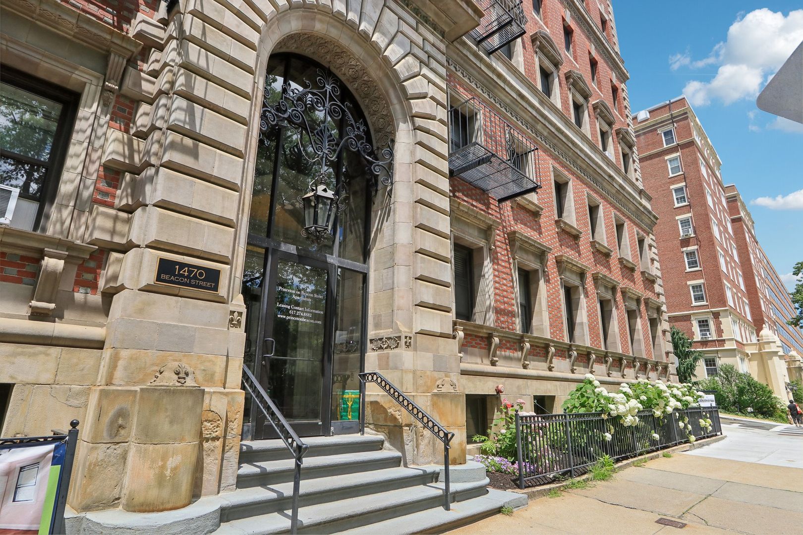 Brookline House: 1470B Beacon St.