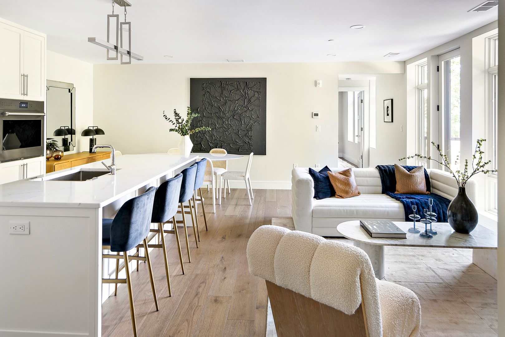 Newton Condo: 20 Kinmonth Rd