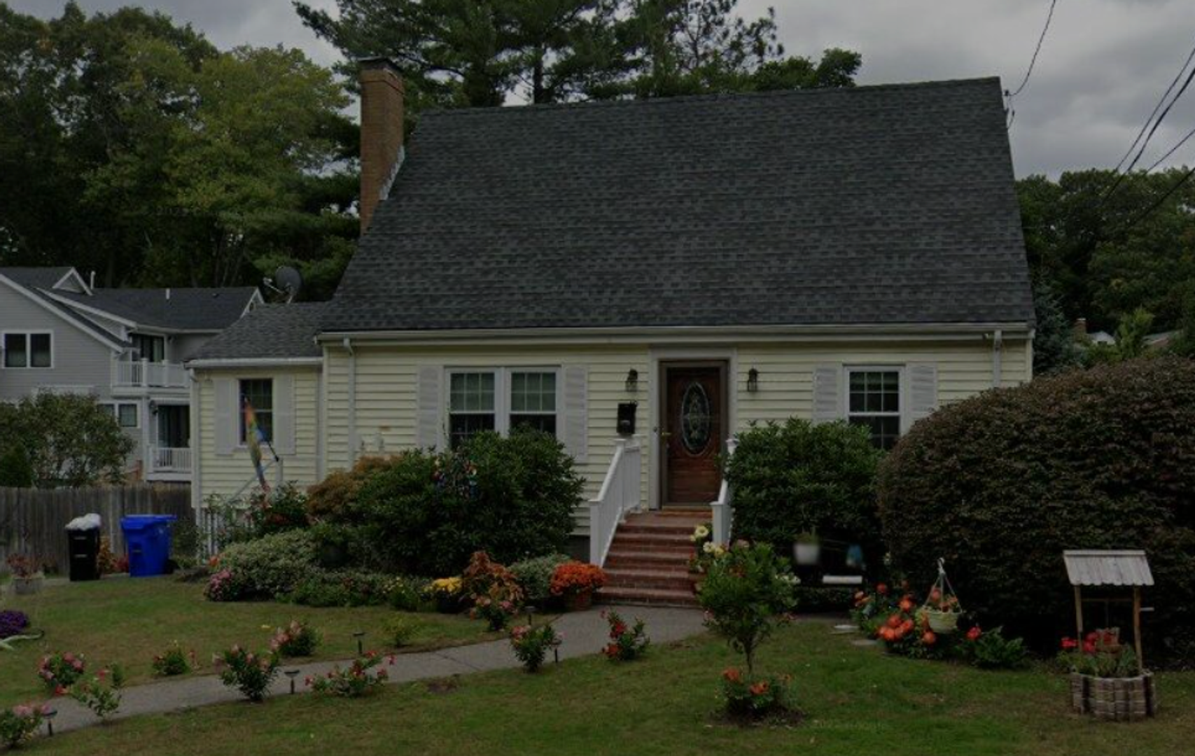 Brookline House: 49 Hackensack Rd