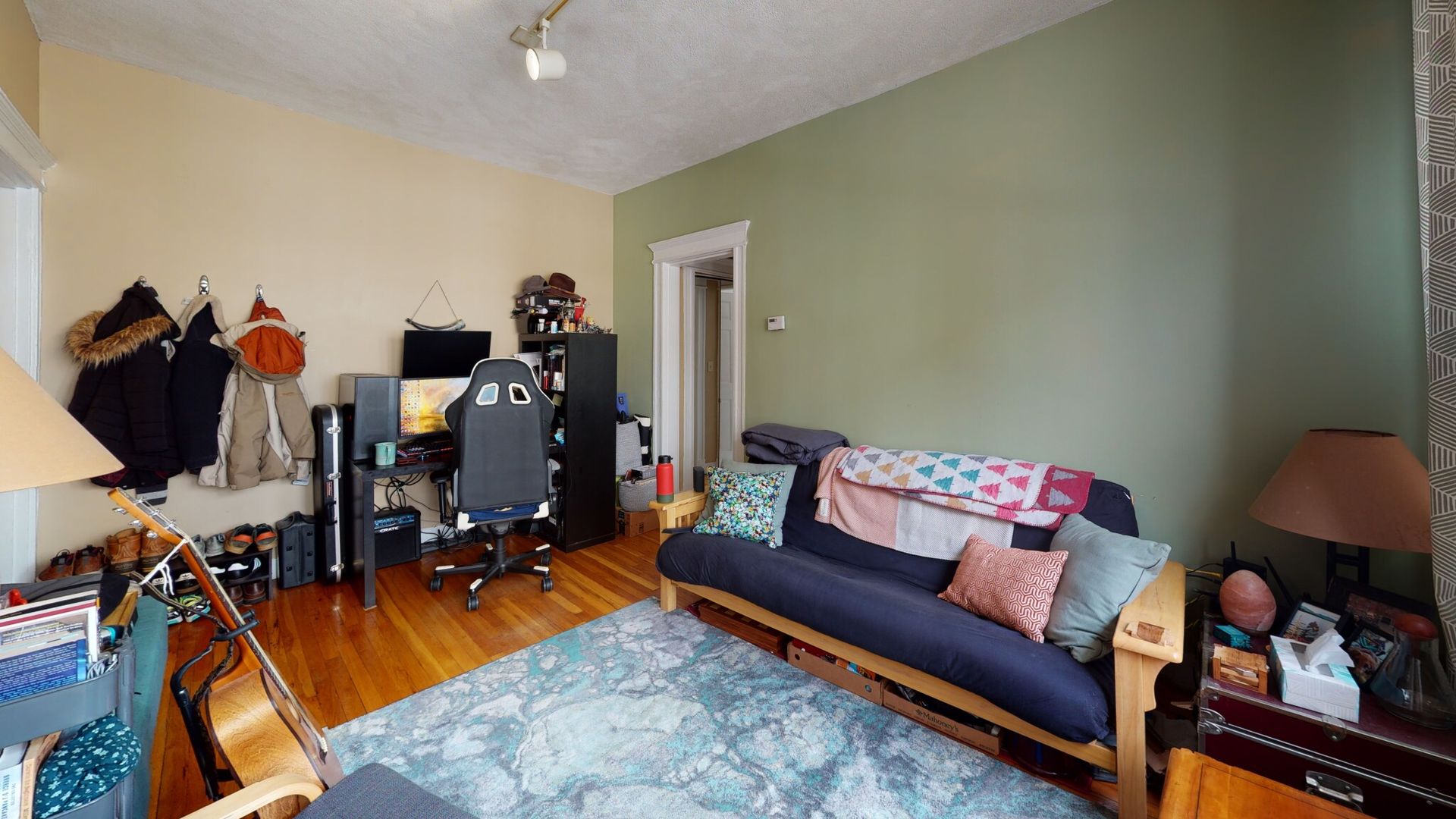 Boston House: 1625 Commonwealth Ave