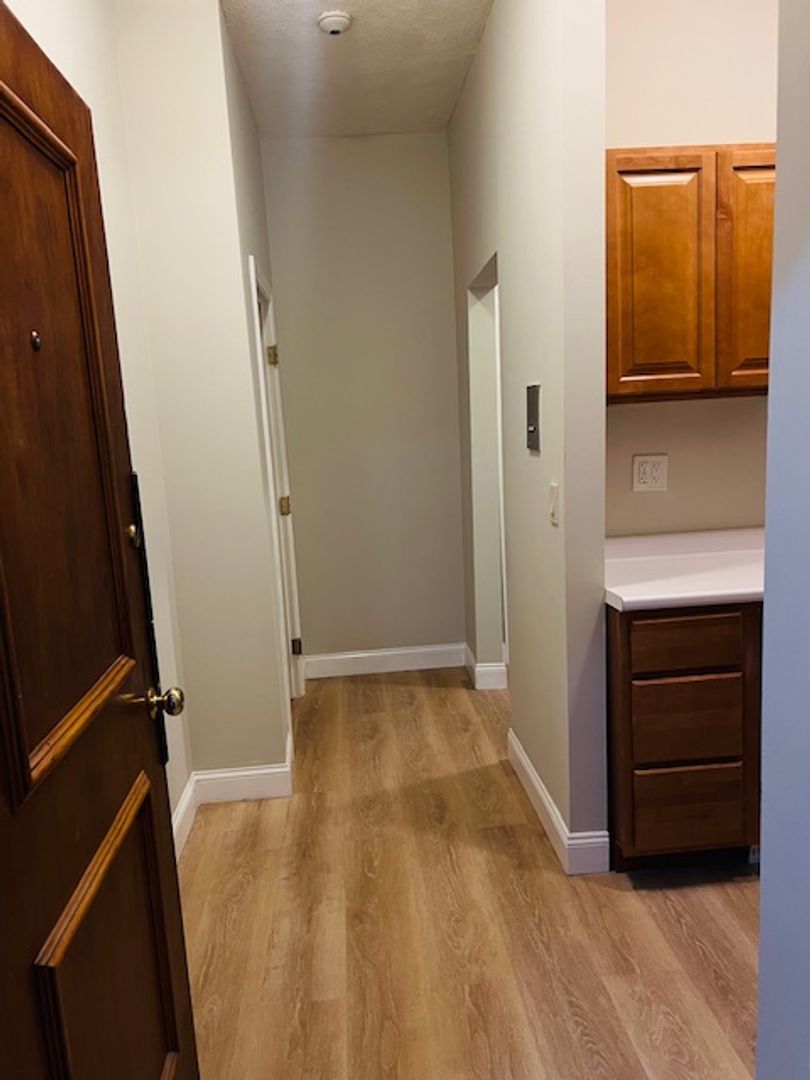 Boston House: 111B Norway St.