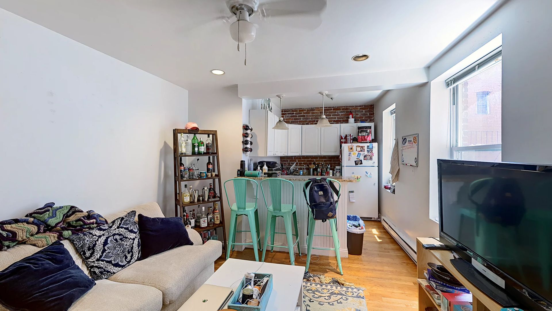 Boston Condo: 91 Prince St