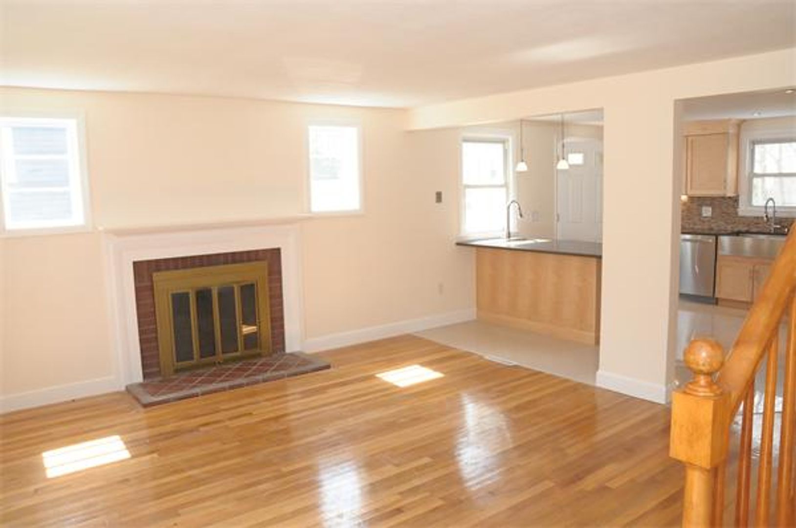 Newton House: 15 Rockland Street