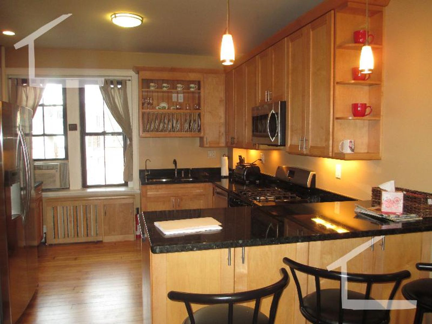 Boston Condo: 1169 Commonwealth Ave