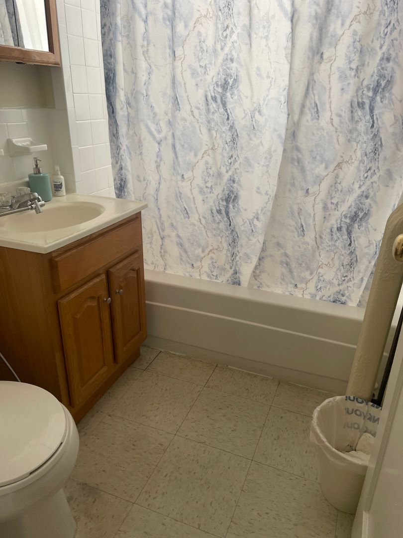 Boston House: 55 Gardner st