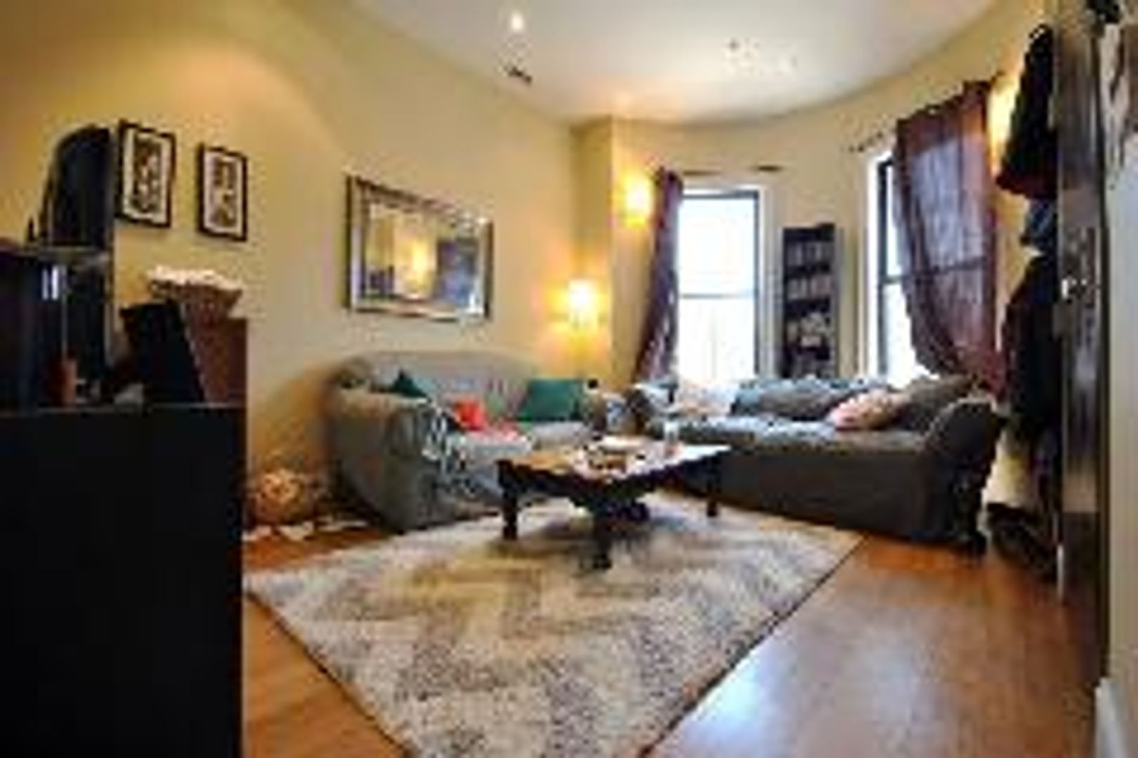 Boston Condo: 9 Cortes