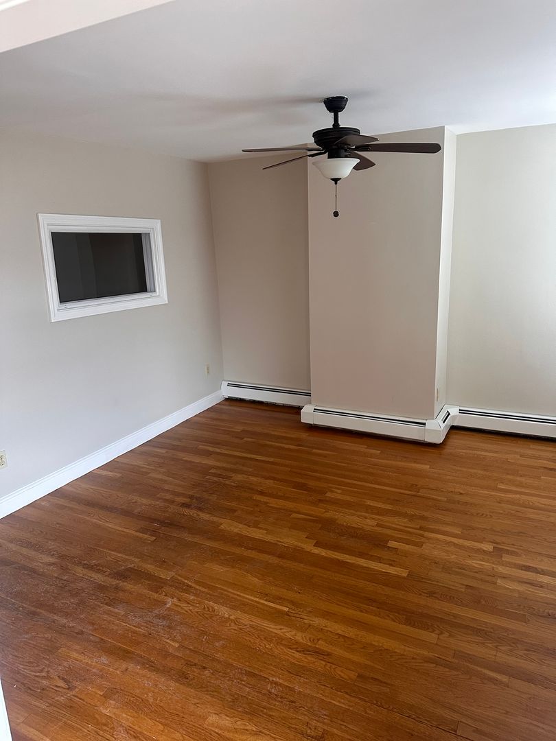 Boston Condo: 2 Chesterton St #2